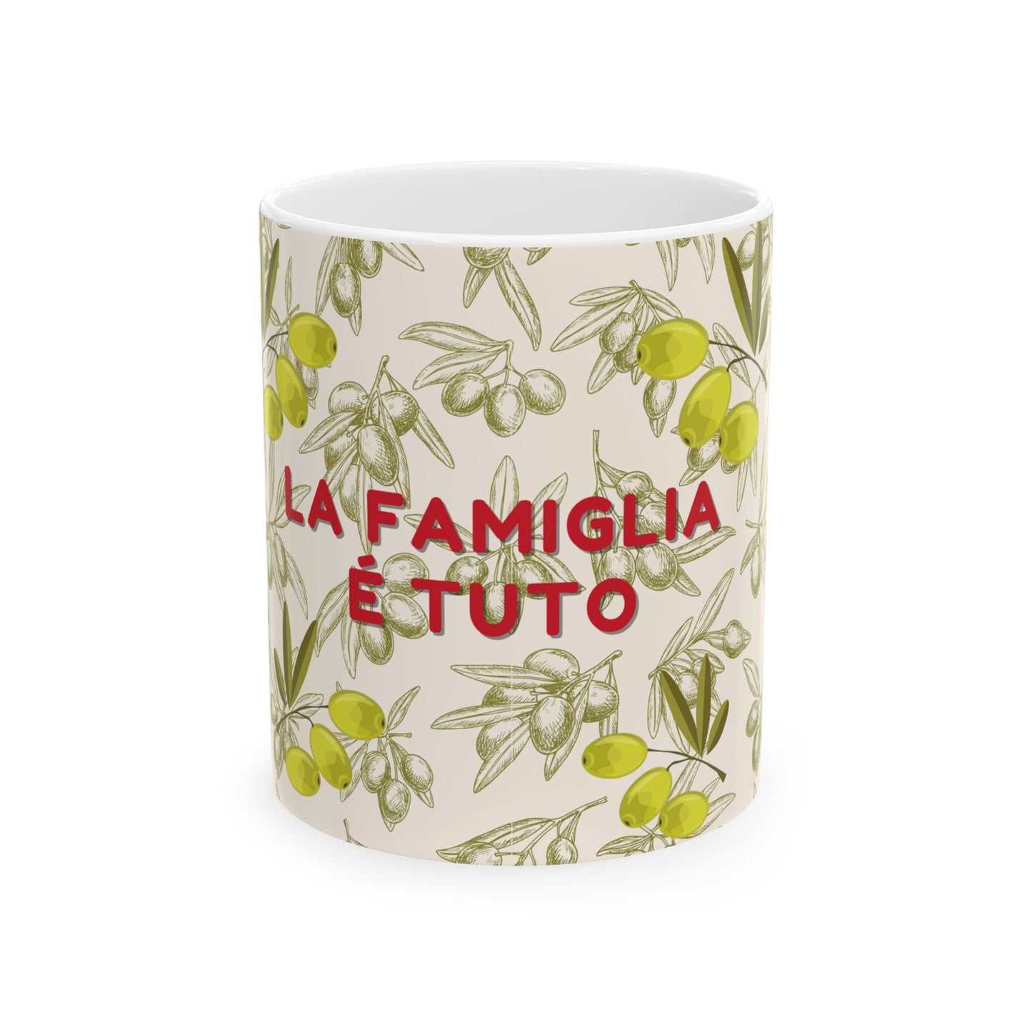 Mug with olive design and text 'LA FAMIGLIA È TUTTO' on a white background