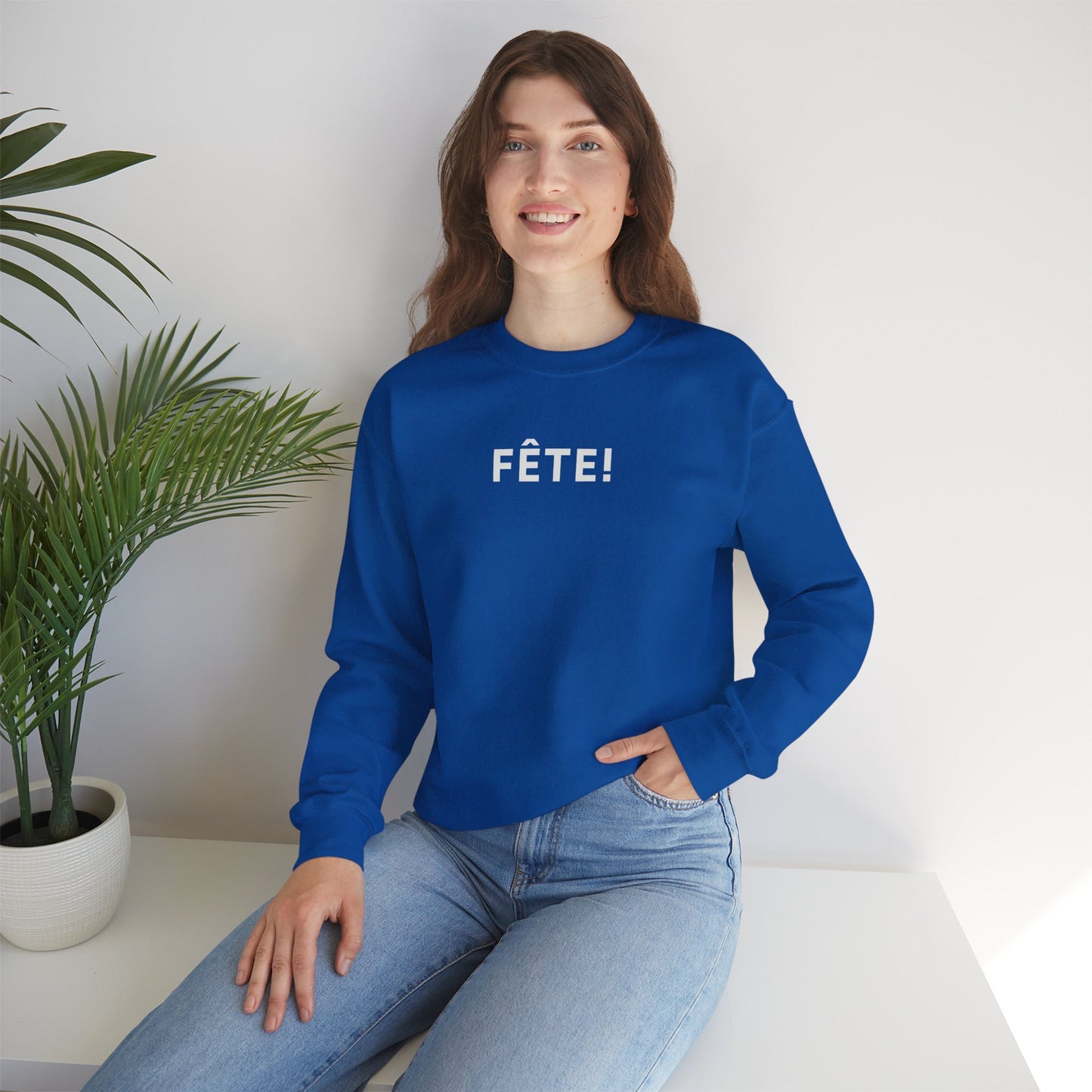 Preppy FÊTE Sweatshirt - Cozy Holiday Party Attire