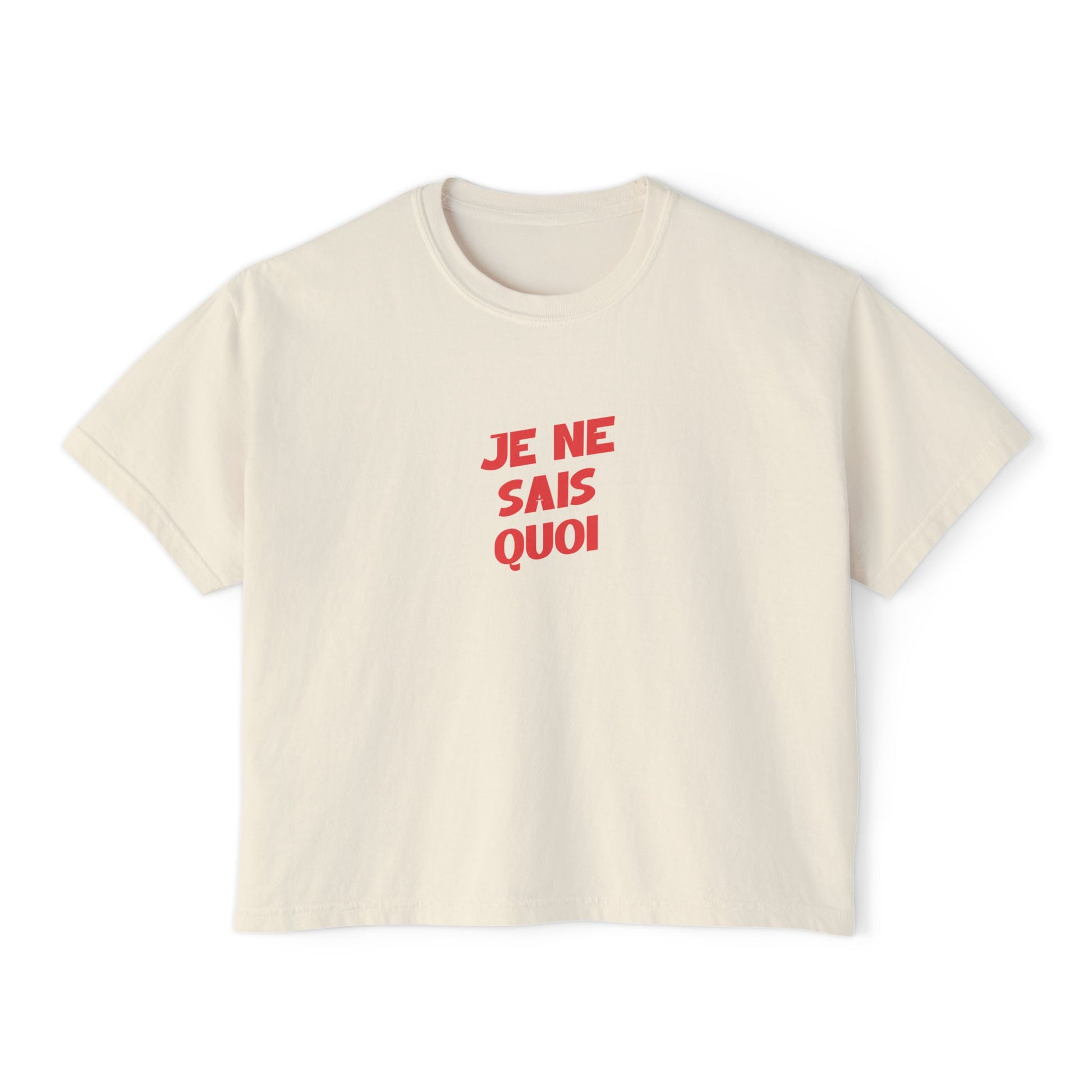 Beige t-shirt with red text 'JE NE SAIS QUOI' on a white background
