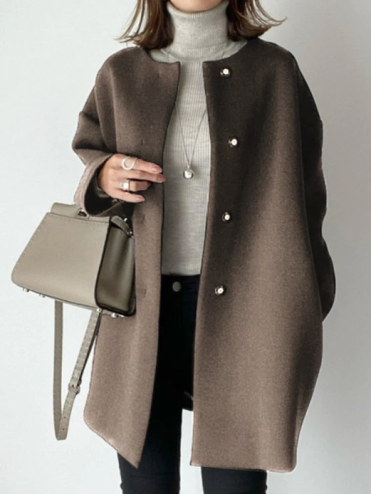 Elegant Wool Women's Overcoat